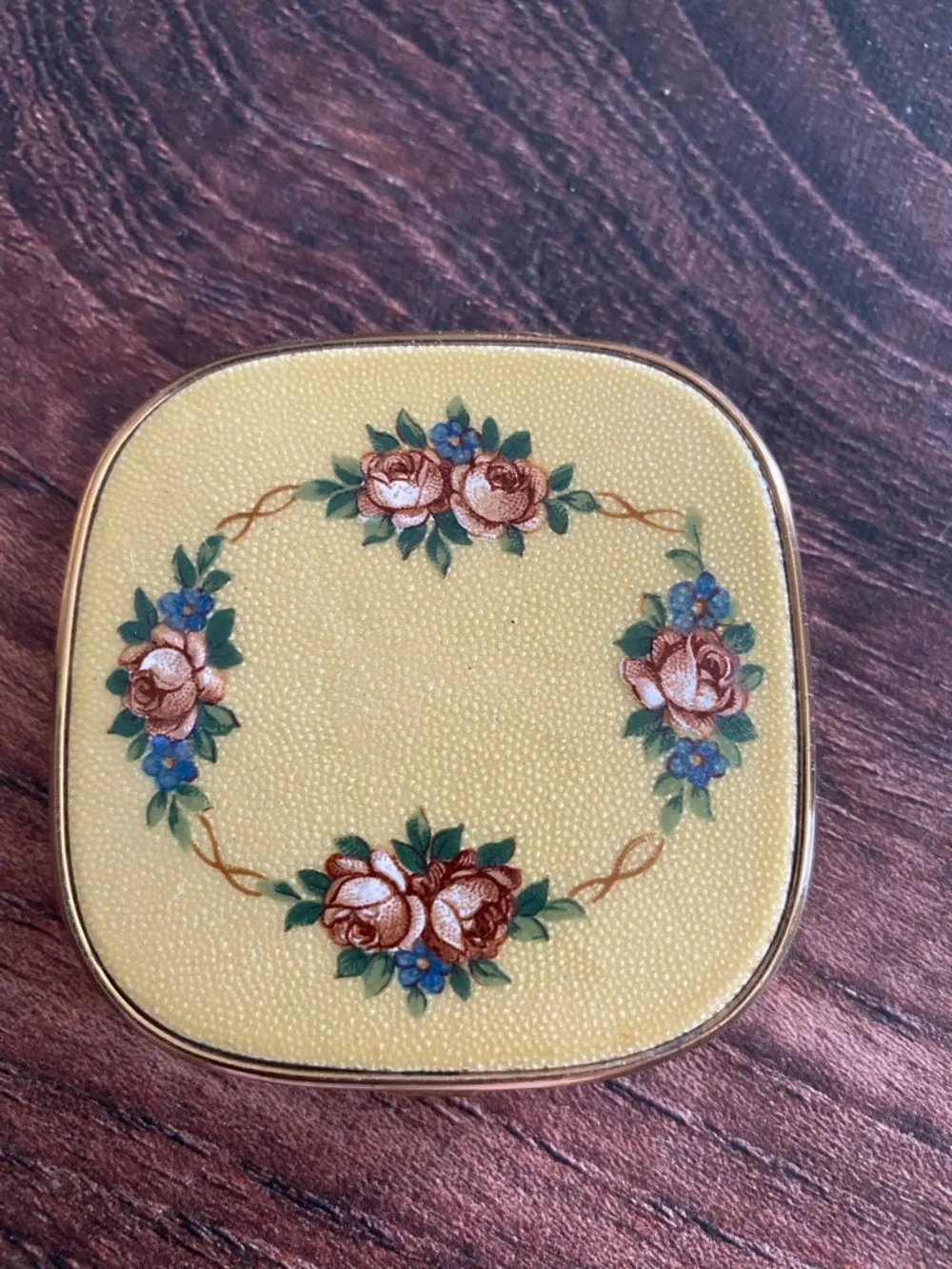 Vintage Yellow Floral Enamel Compact Mirror - Picture 1 of 7